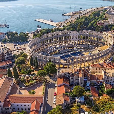 Apartman Histria Pula Buitenkant foto
